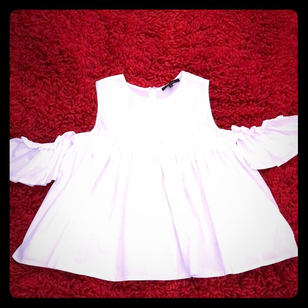 🌺Women’s Ruffled Peek-A-Boo Shoulder Blouse